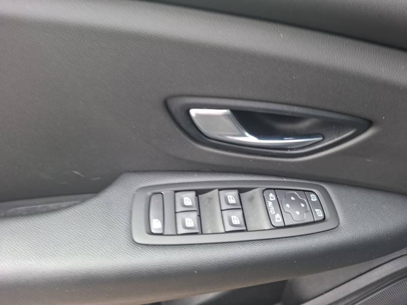 Renault Grand Scénic - Photo 11