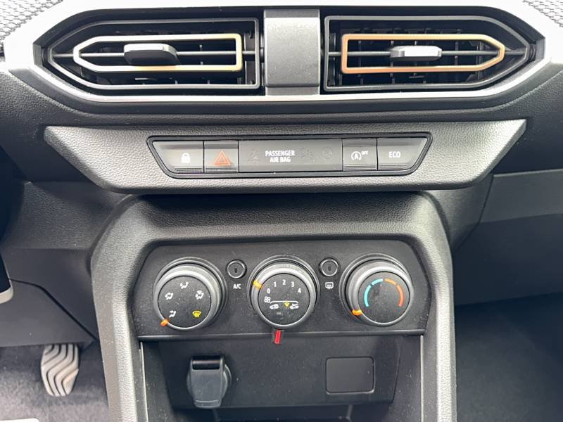 Dacia Sandero - Photo 28