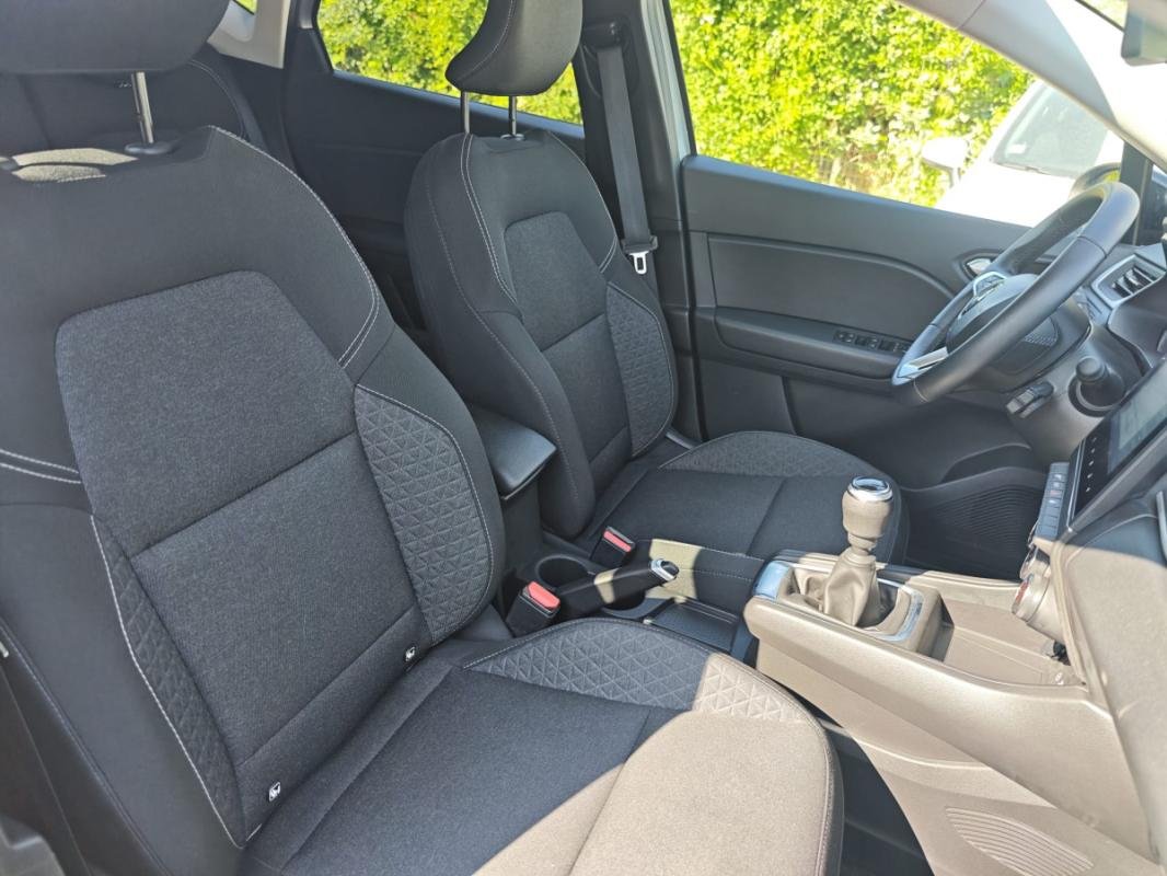 Renault Captur - Photo 18