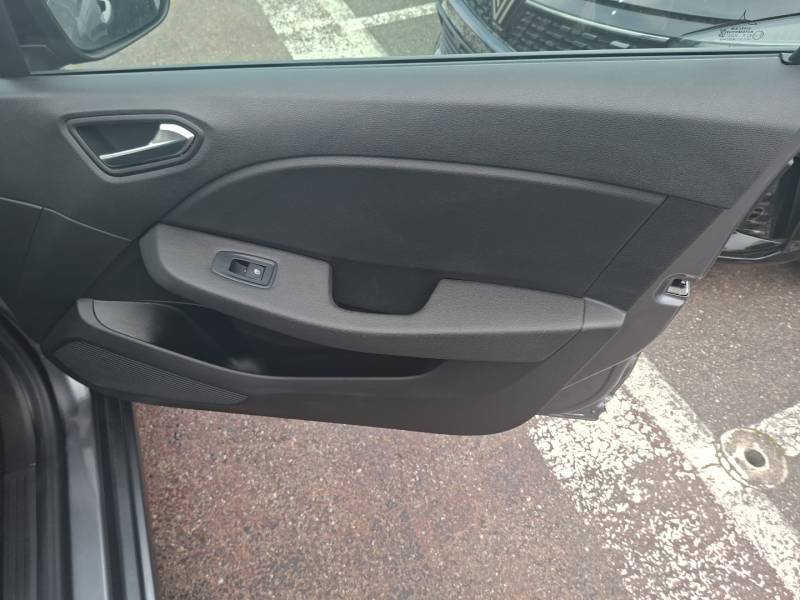 Renault Clio - Photo 13