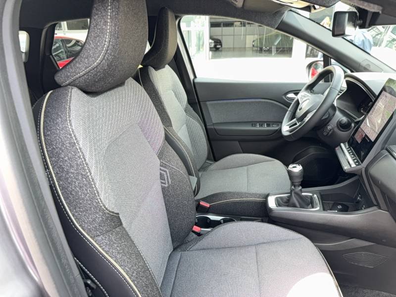 Renault Captur - Photo 12