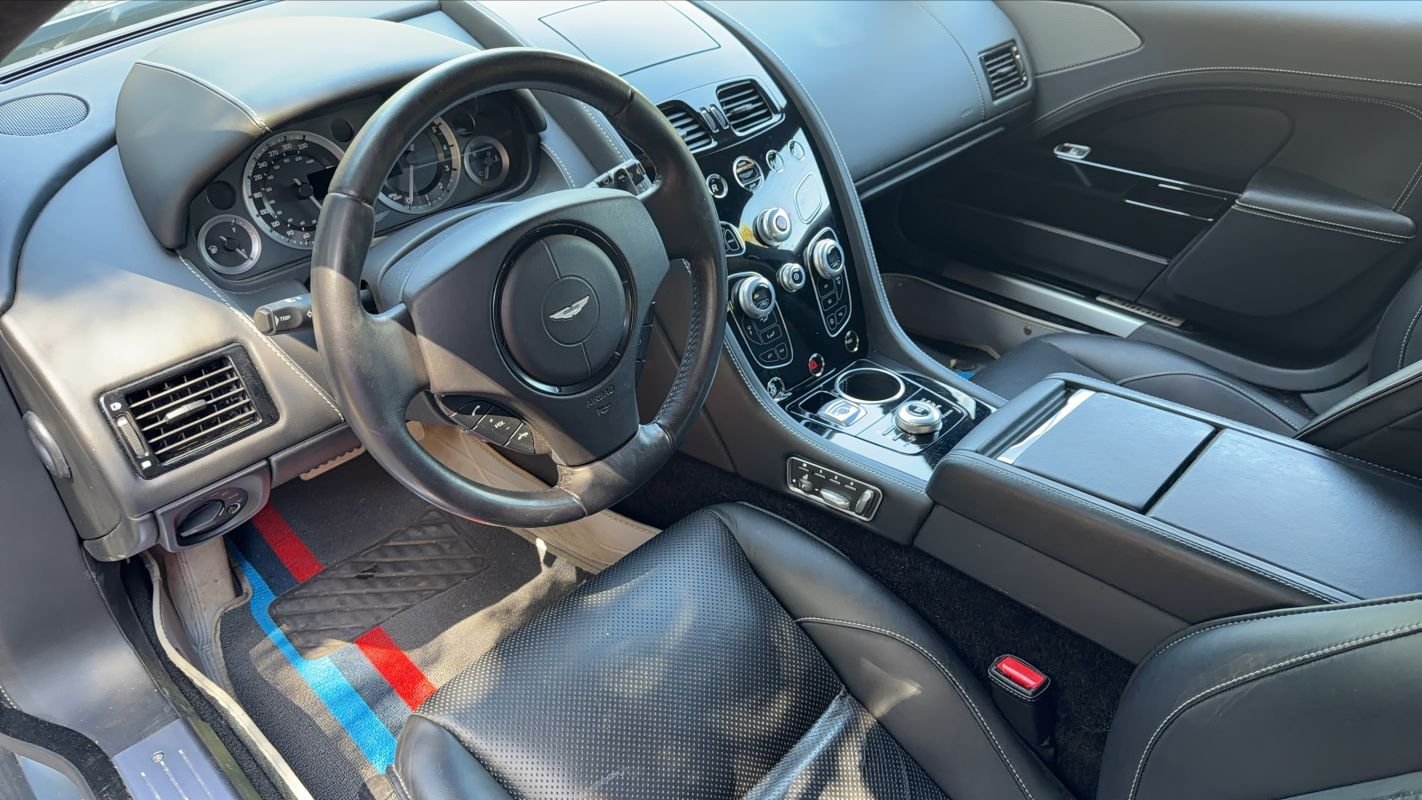 Aston Martin Rapide - Photo 8