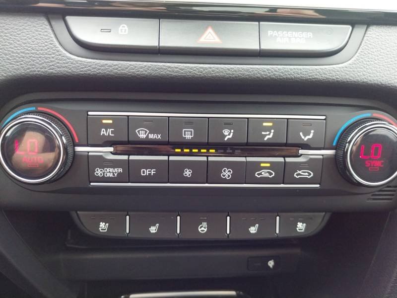 Kia Xceed - Photo 23