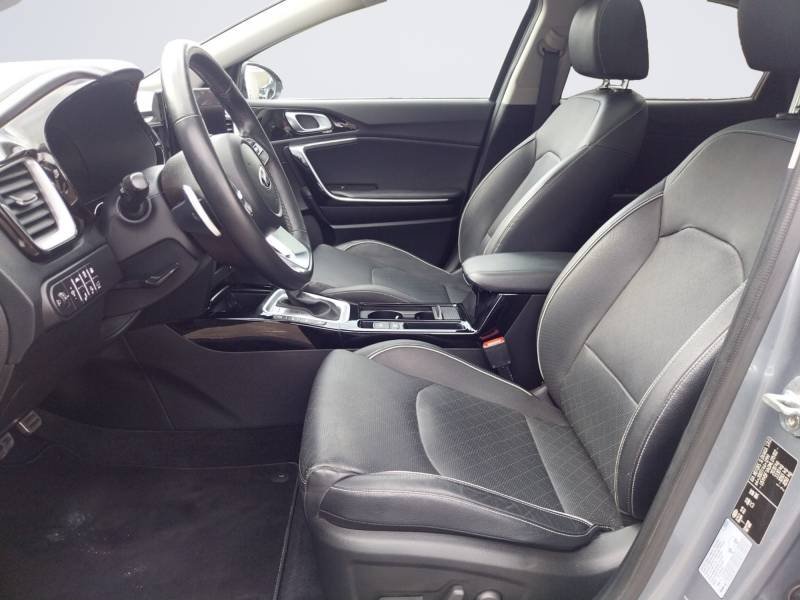 Kia Xceed - Photo 9