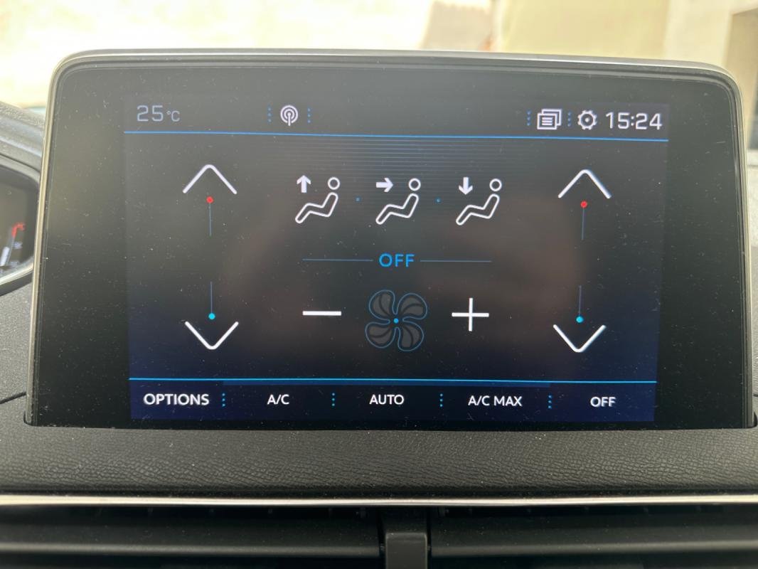 Peugeot 3008 - Photo 13