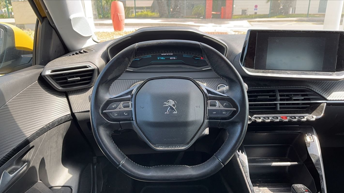 Peugeot 208 - Photo 22