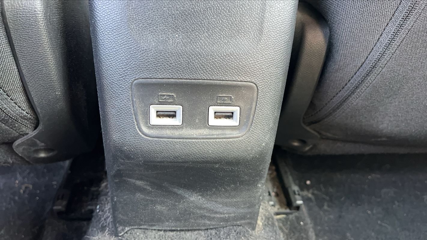 Peugeot 208 - Photo 29