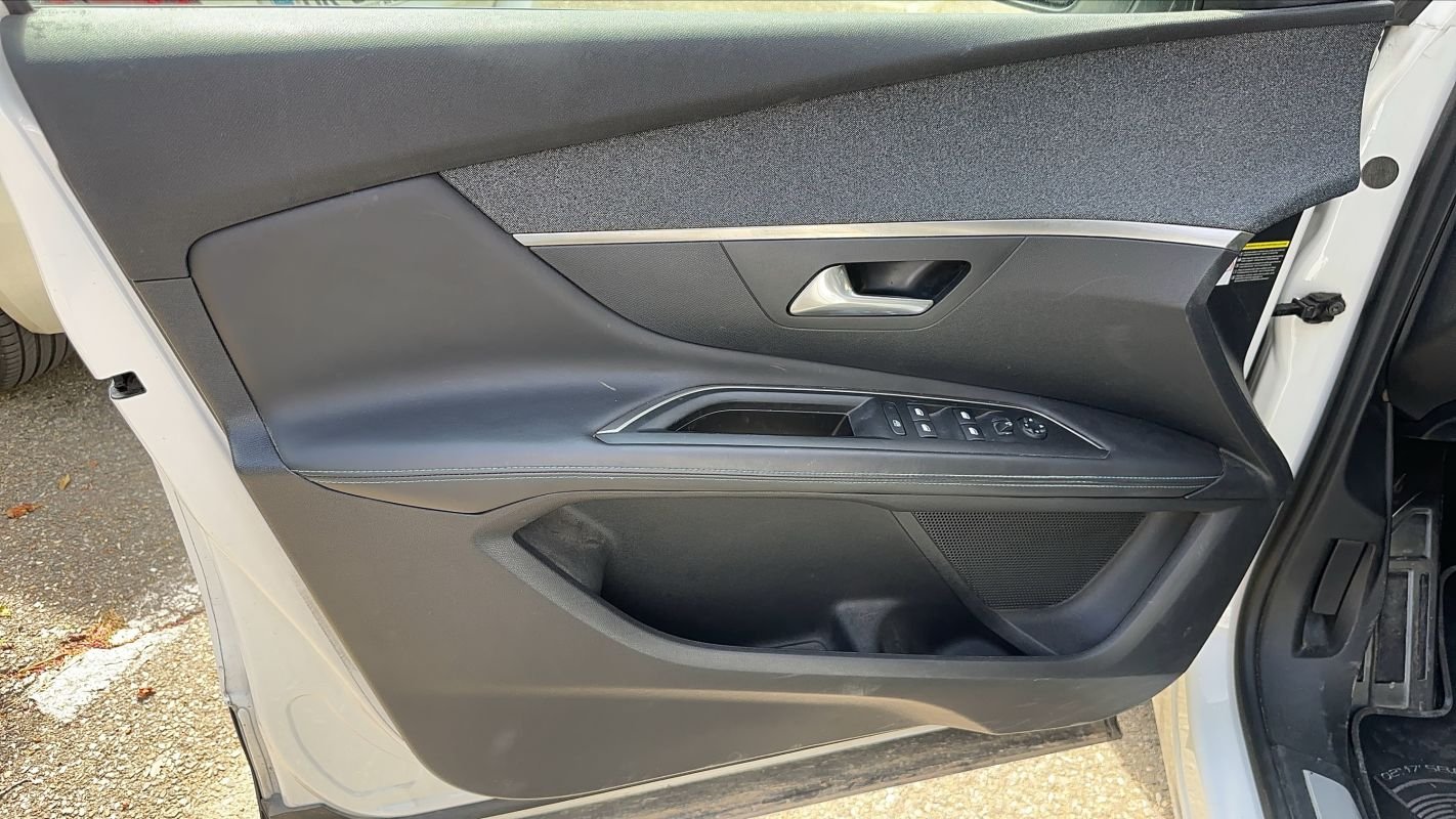 Peugeot 3008 - Photo 7