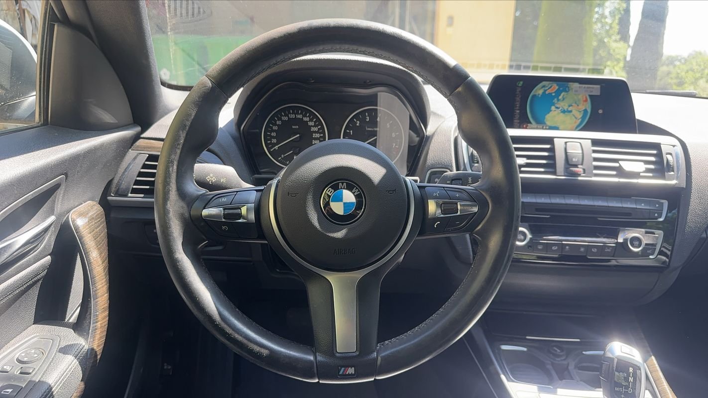 BMW Serie 2 - Photo 22