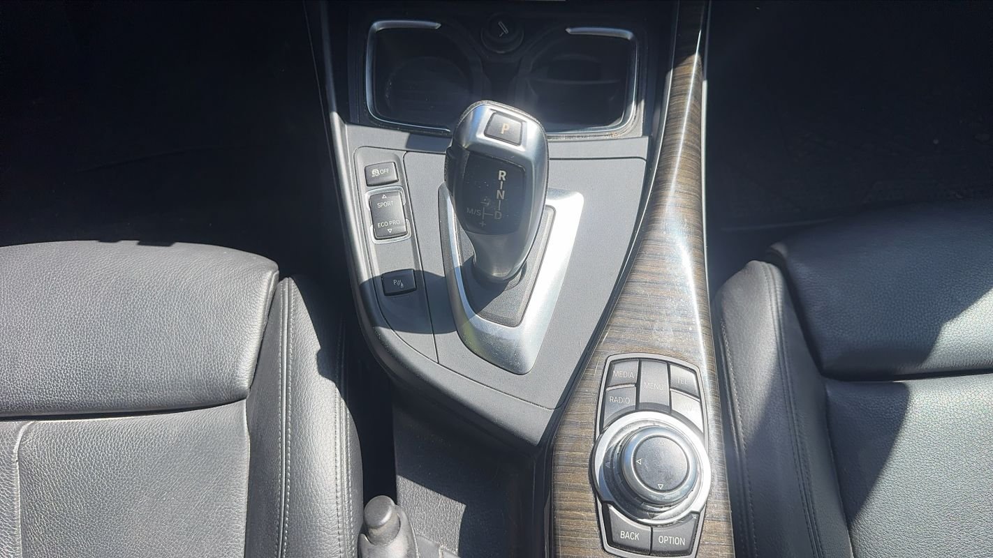 BMW Serie 2 - Photo 26