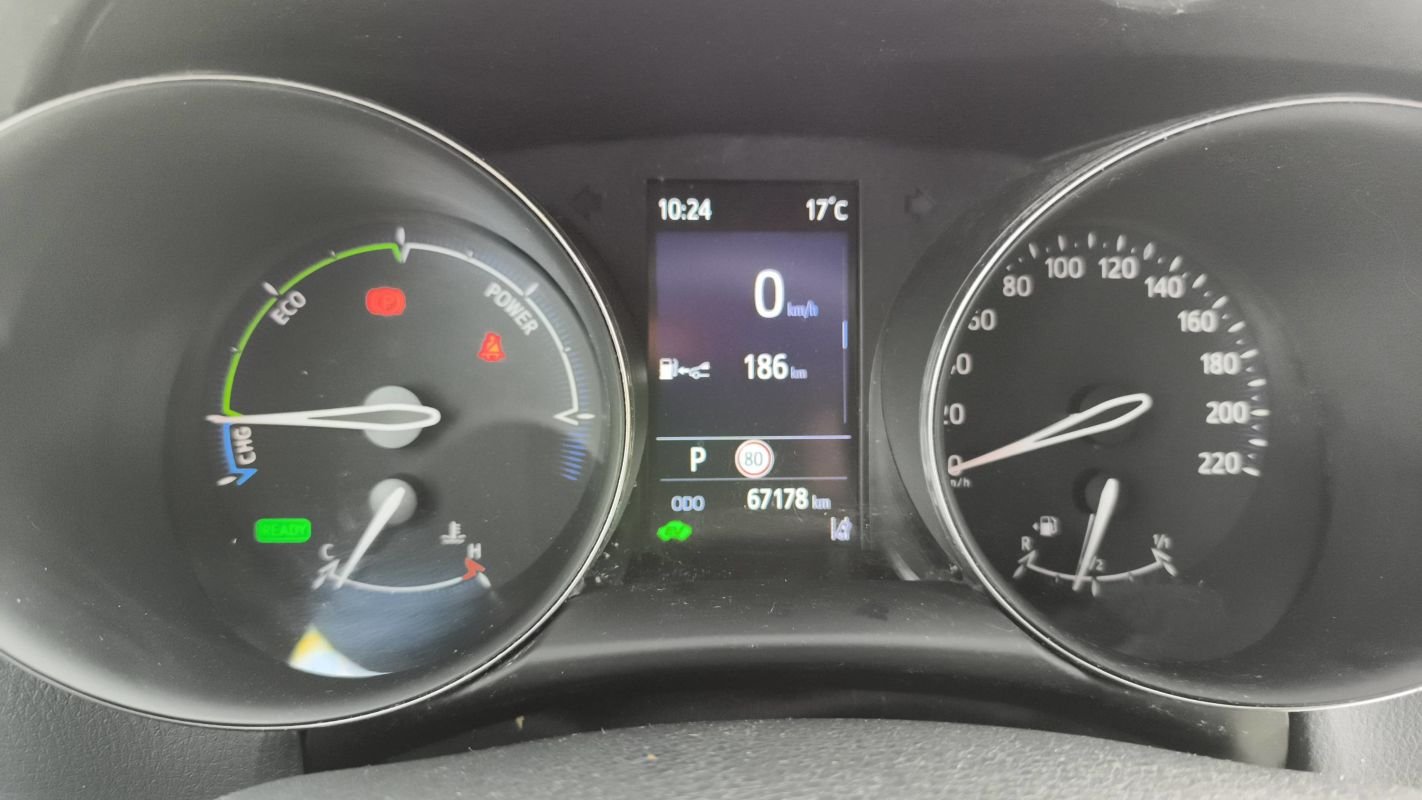 Toyota C-HR - Photo 12