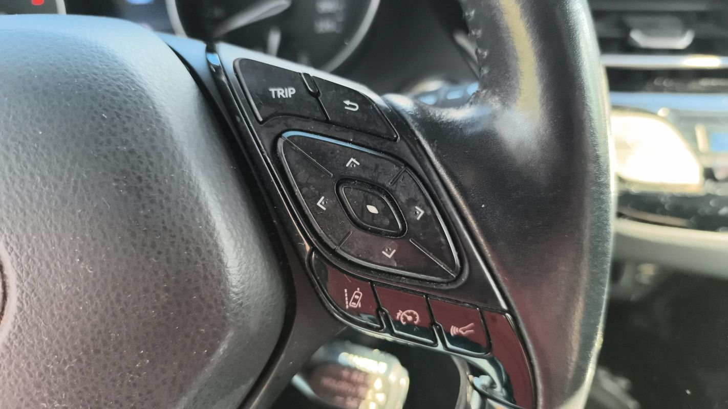 Toyota C-HR - Photo 13