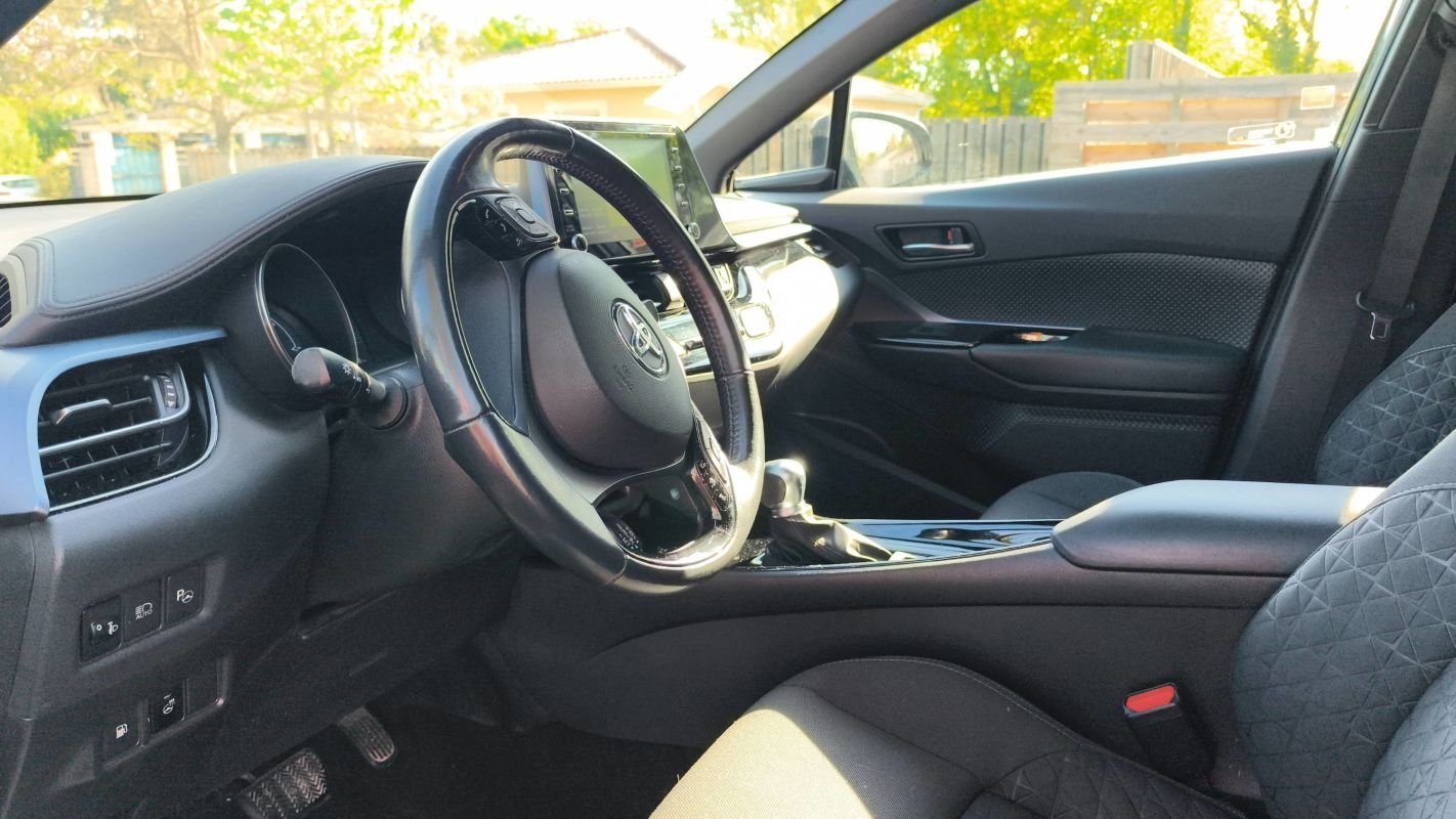 Toyota C-HR - Photo 25