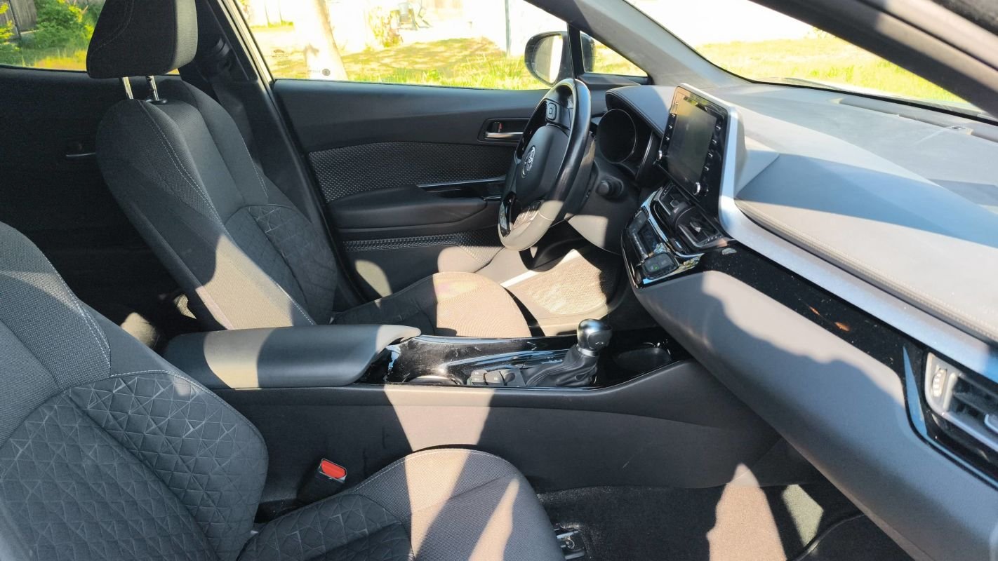 Toyota C-HR - Photo 26