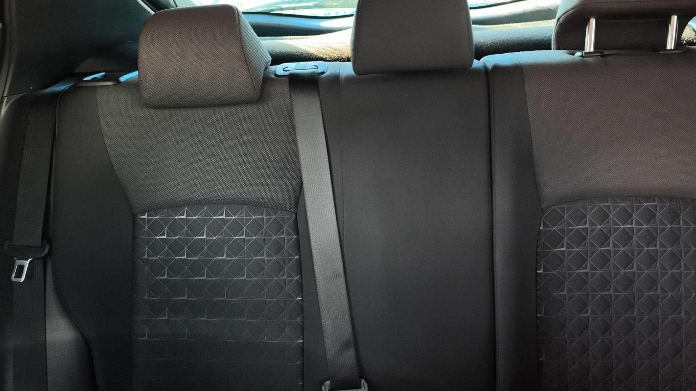 Toyota C-HR - Photo 29