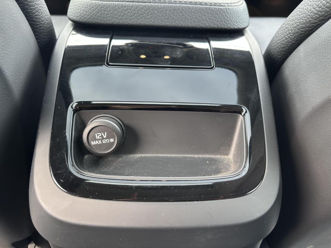 Volvo S60 - Photo 17