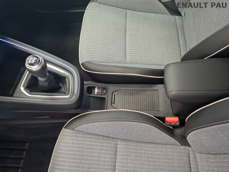 Renault Clio - Photo 22