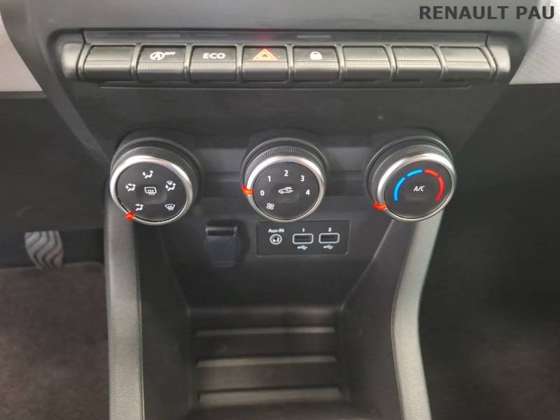 Renault Clio - Photo 25