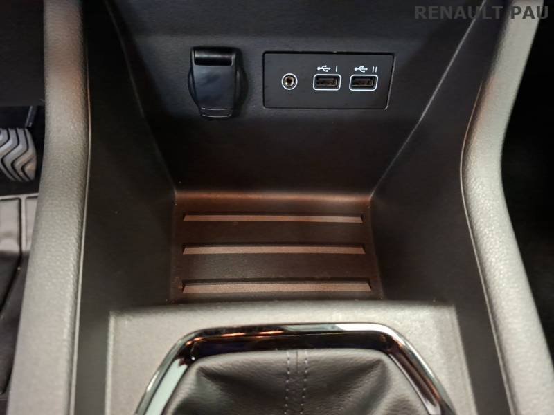 Renault Clio - Photo 23