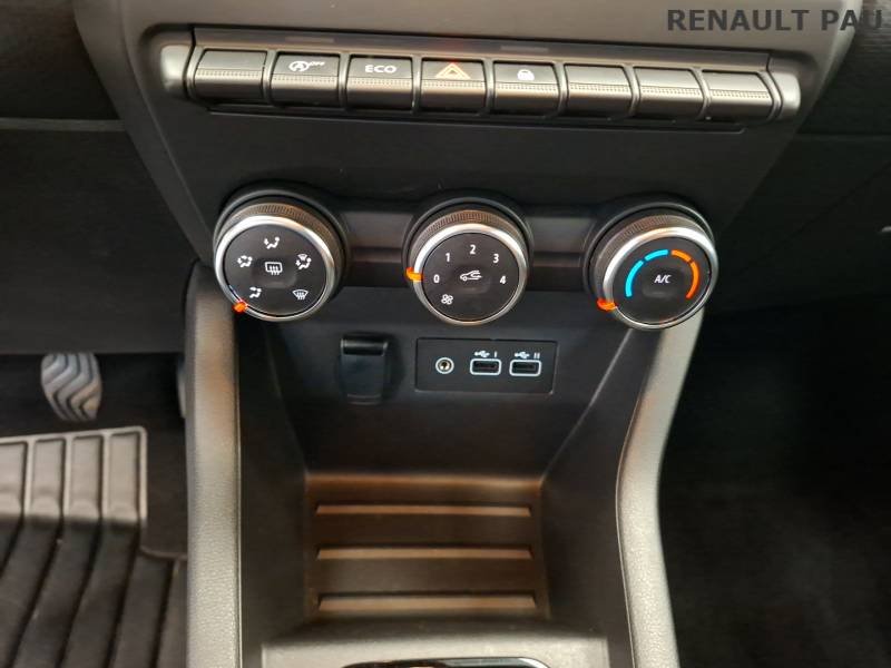 Renault Clio - Photo 25