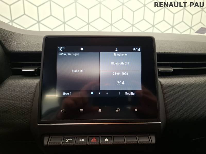 Renault Clio - Photo 18