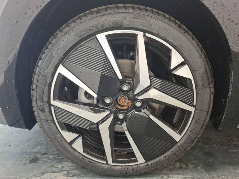 Peugeot 208 - Photo 13