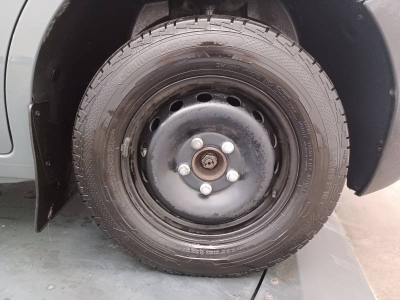 Nissan Interstar - Photo 10
