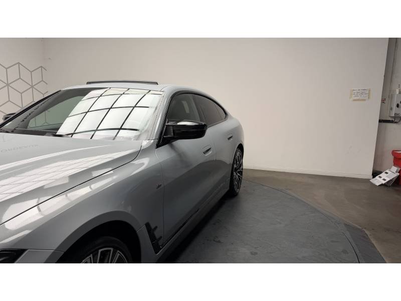 BMW i4 - Photo 12