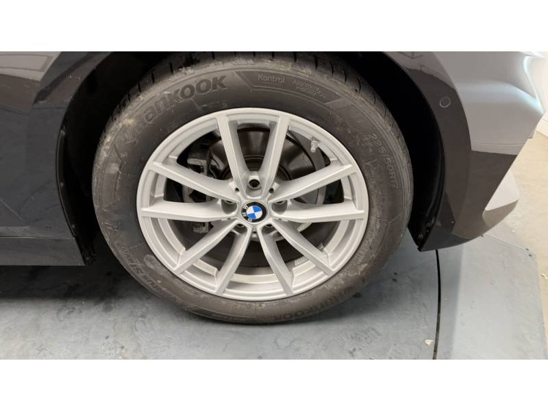 BMW Série 3 - Photo 15
