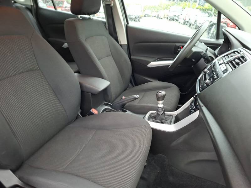 Suzuki SX4 - Photo 12