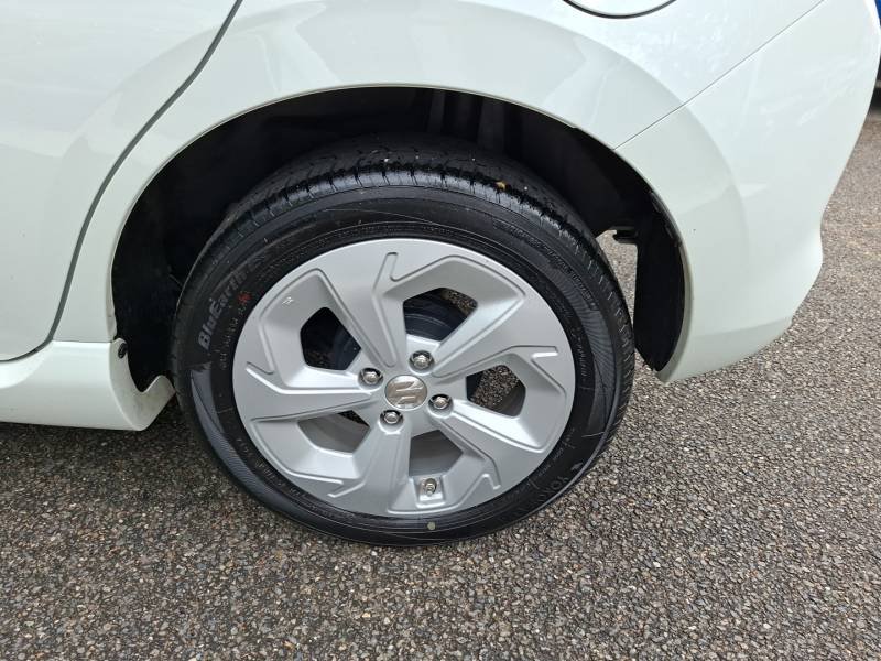 Suzuki Swift - Photo 19