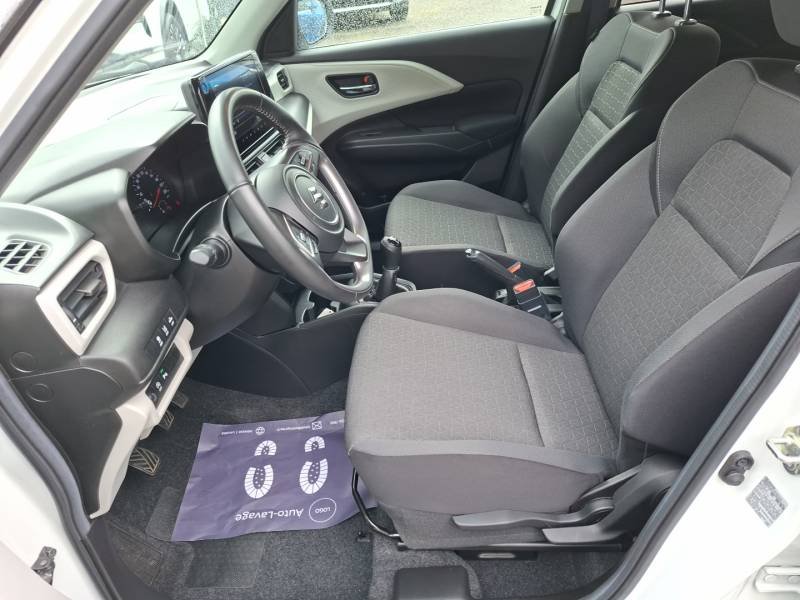 Suzuki Swift - Photo 9