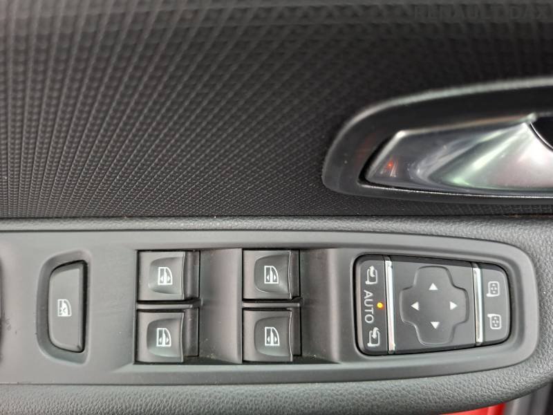Renault Clio - Photo 30