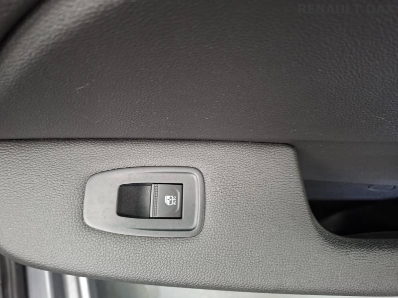 Renault Clio - Photo 18