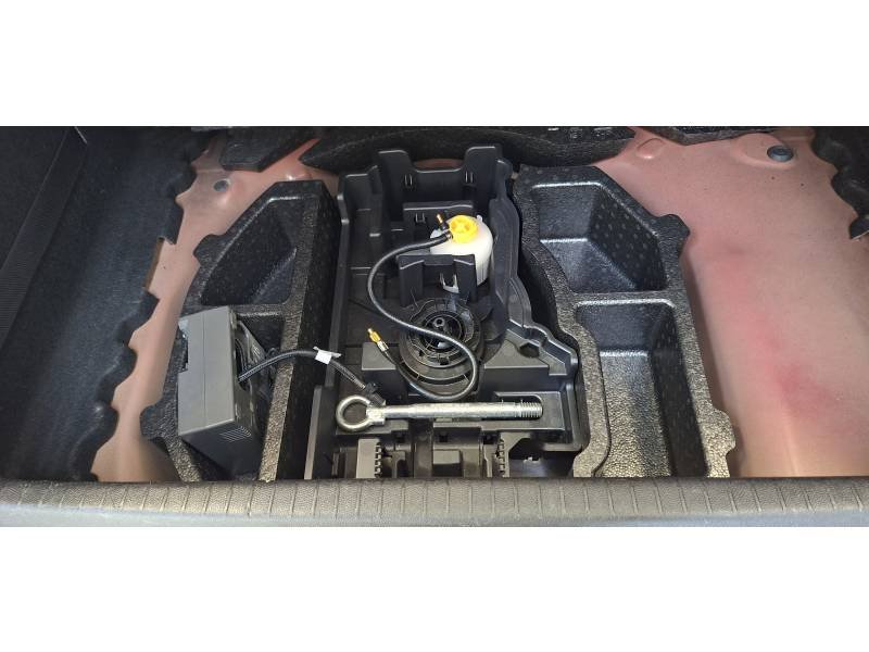 Peugeot 208 - Photo 14