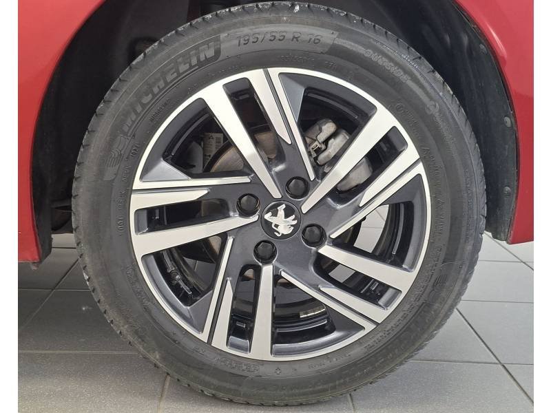 Peugeot 208 - Photo 17