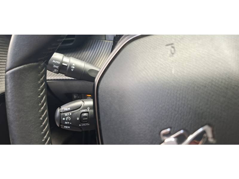 Peugeot 208 - Photo 28