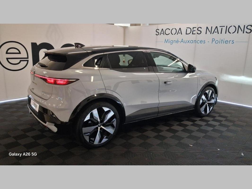 Renault Mégane E-TECH - Photo 16