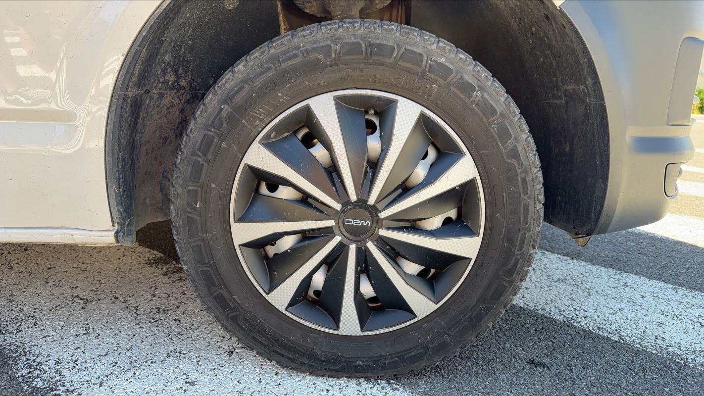 Volkswagen Transporter - Photo 17