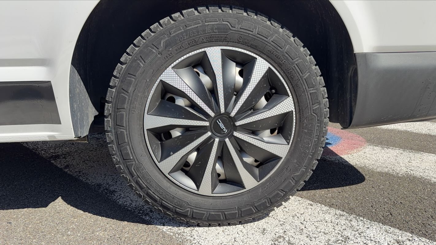 Volkswagen Transporter - Photo 19