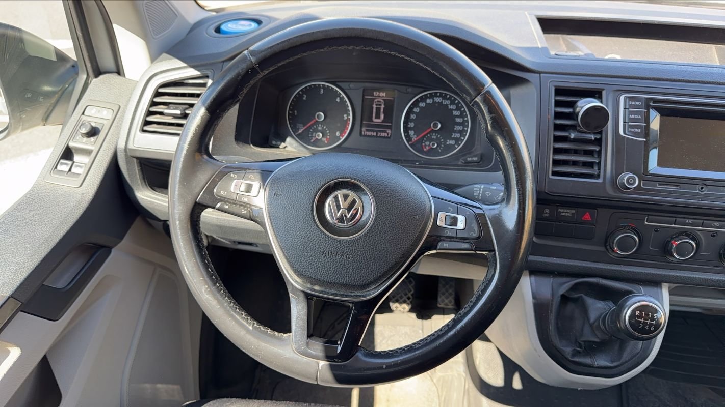 Volkswagen Transporter - Photo 24