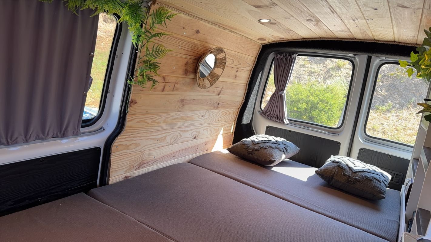 Volkswagen Transporter - Photo 9