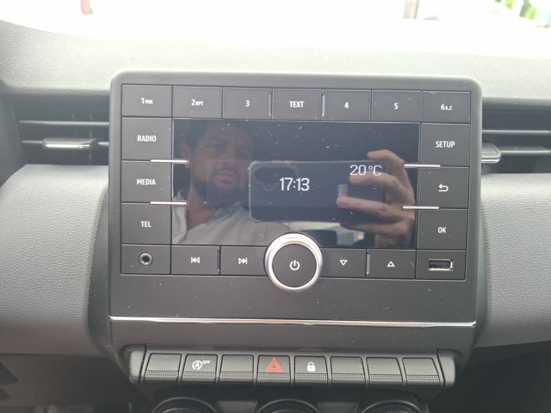 Renault Clio - Photo 23