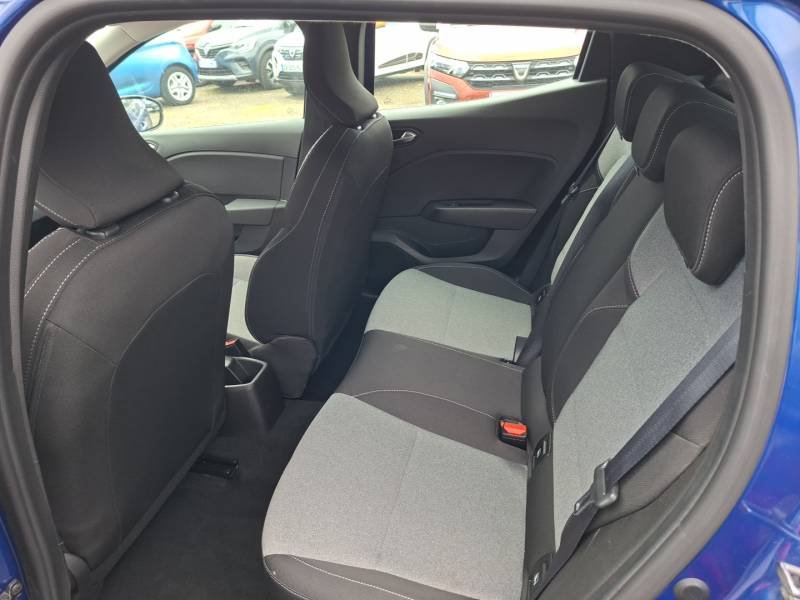 Renault Clio - Photo 17