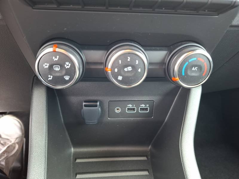 Renault Clio - Photo 22