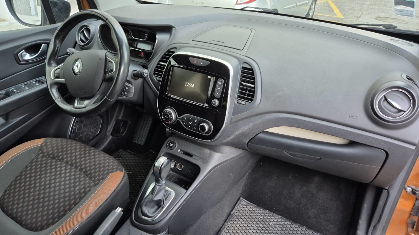 Renault Captur - Photo 10