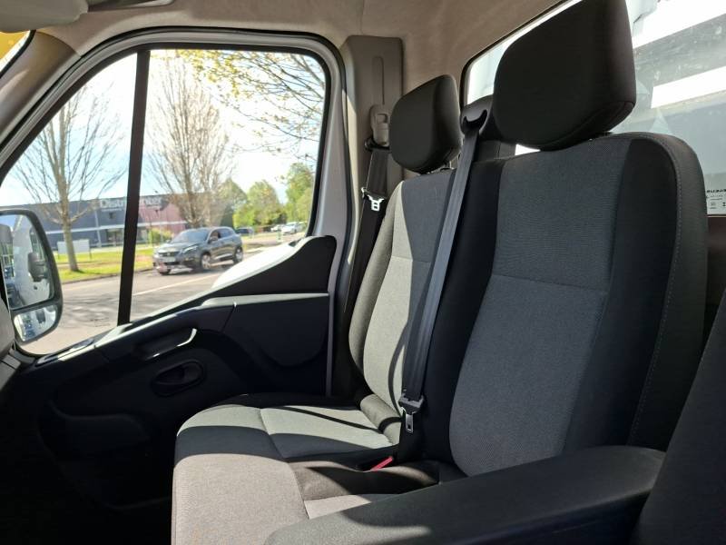 Renault Master - Photo 12