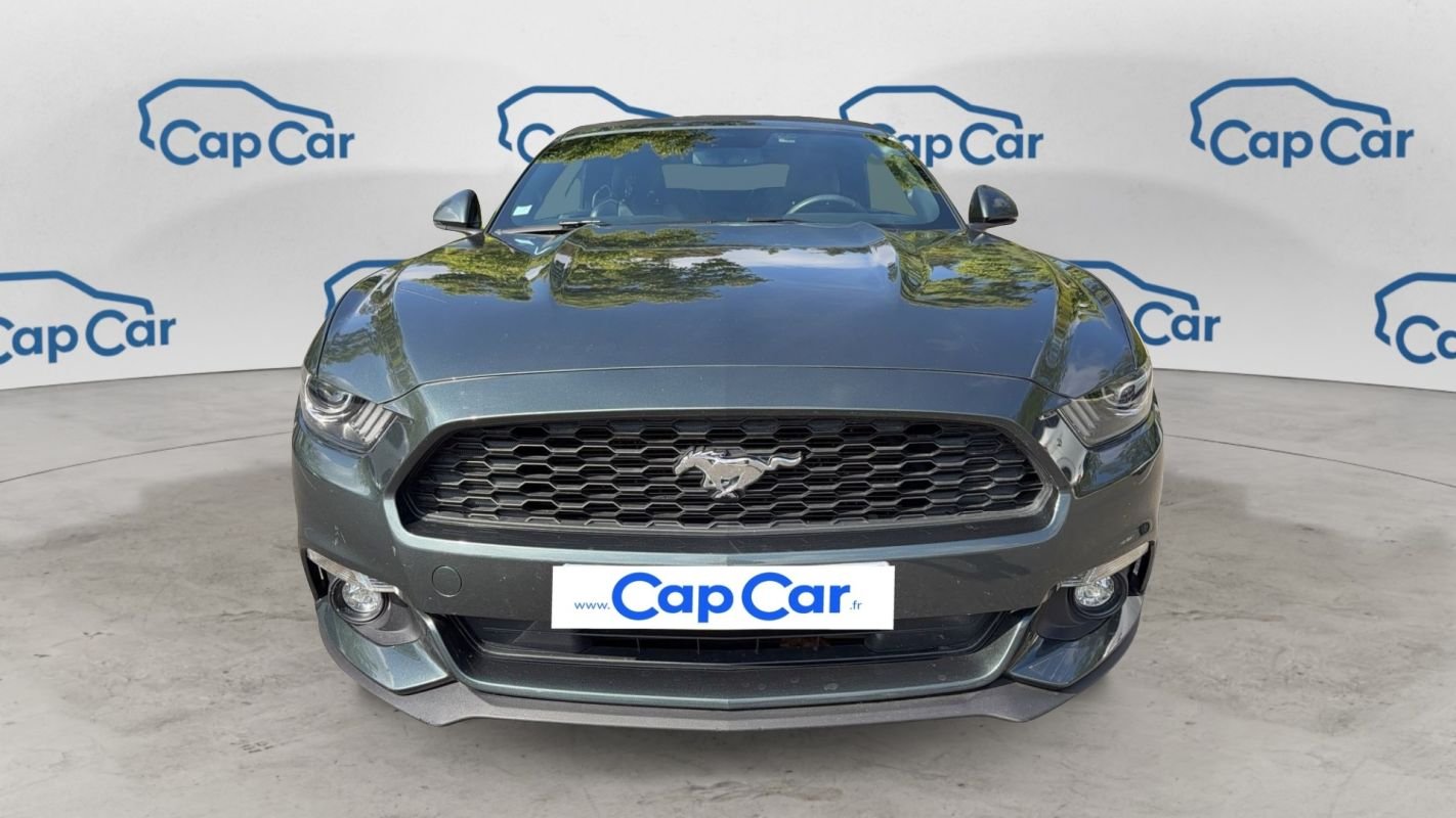Ford Mustang - Photo 5