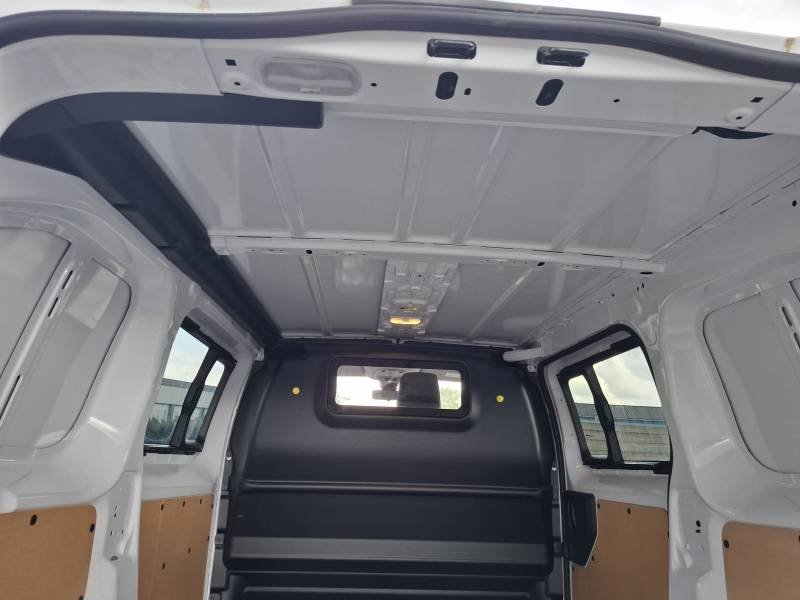 Opel Vivaro - Photo 21