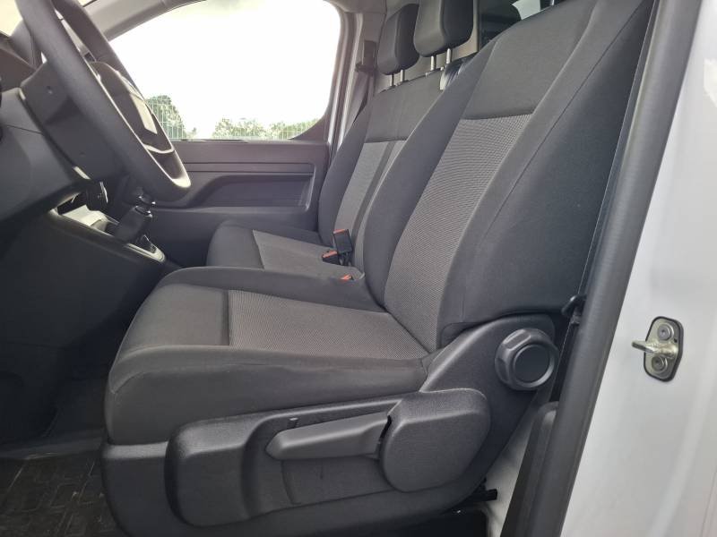 Opel Vivaro - Photo 27